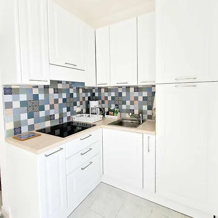 アパート Otrantino