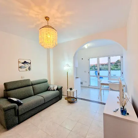 Otrantino アパート