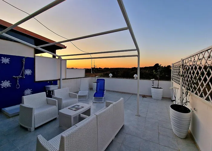 Otrantino * אוטרנטו